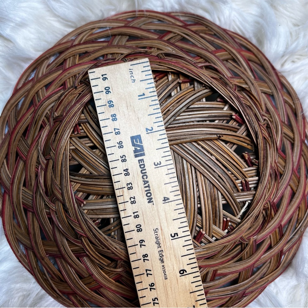Pair of Vintage Wicker Baskets - Picture 14 of 16